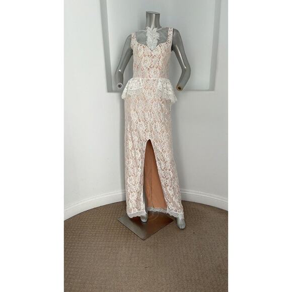 Unbraded  Sleeveless Peplum Maxi Lace  White Dress  Made In Italy Size S - Picture 6 of 12